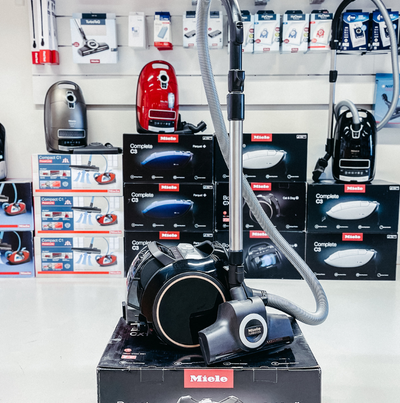 Miele Boost CX1 PowerLine Cat & Dog Poseløs støvsuger, Obsidianasort.